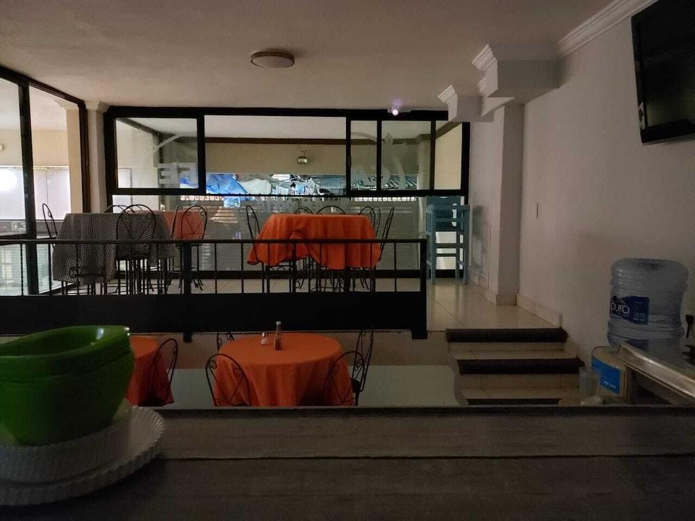 Hotel He Centro - Desayuno Incluido à Tuxtla Gutiérrez Extérieur photo