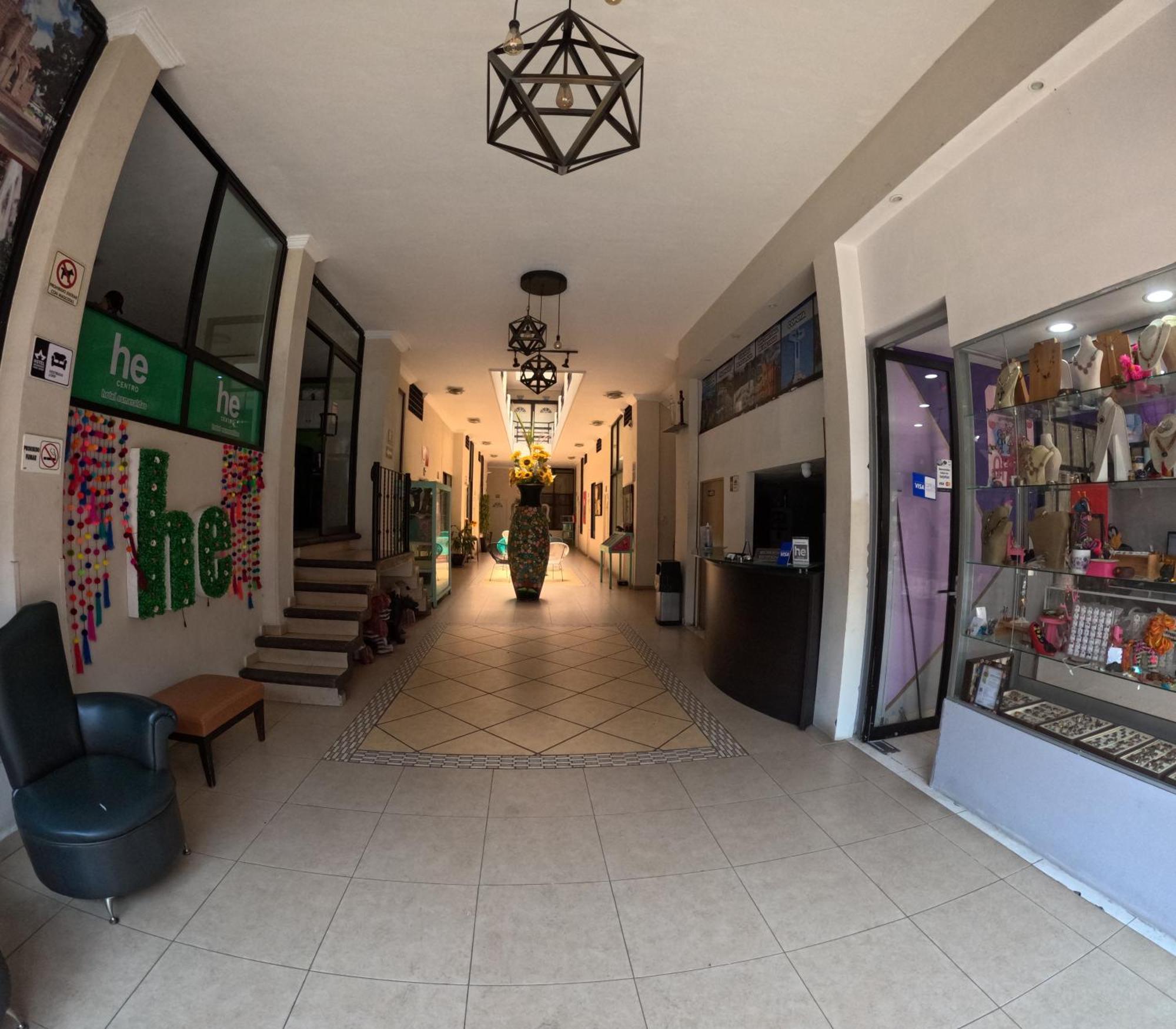 Hotel He Centro - Desayuno Incluido à Tuxtla Gutiérrez Extérieur photo